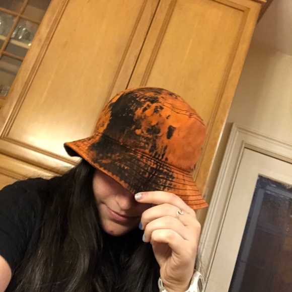 bleach dye bucket hat - Picture 2 of 3